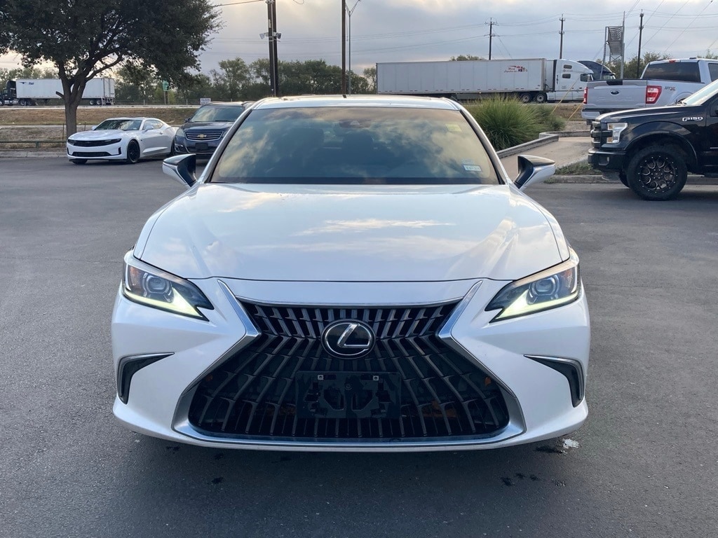 Used 2023 Lexus ES 350 Sedan