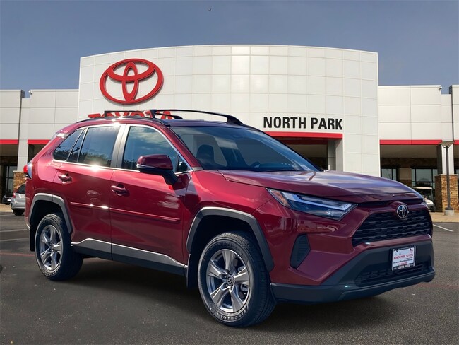 2025 Toyota RAV4 XLE SUV