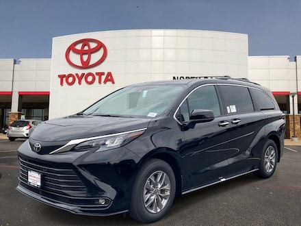 2026 Toyota Sienna XLE 8 Passenger Van Passenger Van