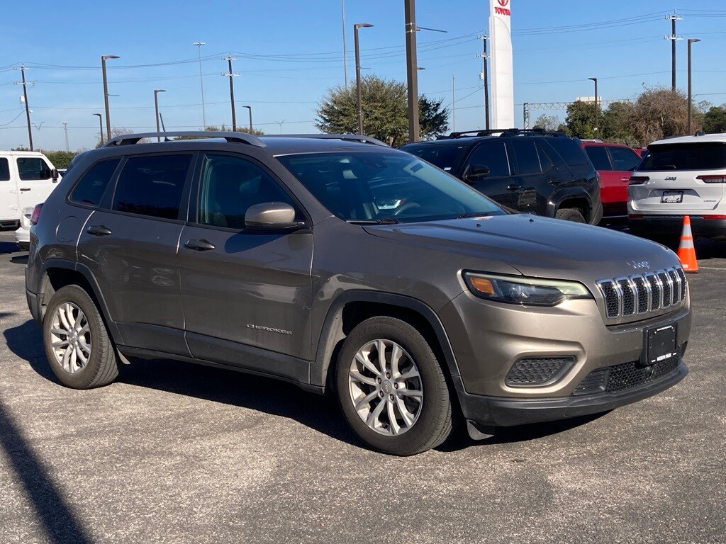 Used 2021 Jeep Cherokee Latitude SUV
