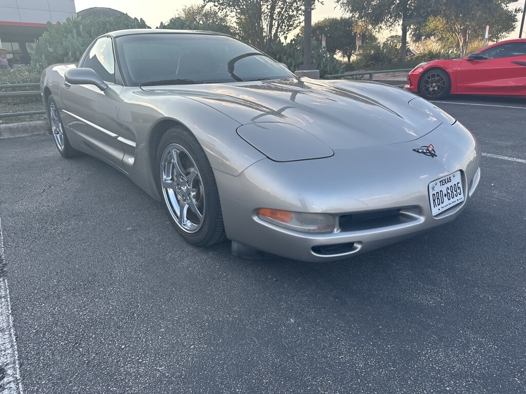 2000 Chevrolet Corvette Base Coupe photo 2