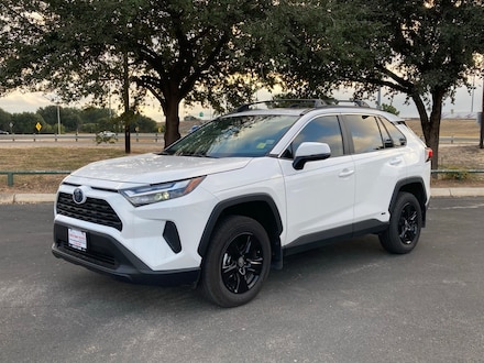 2024 Toyota RAV4 Hybrid XLE SUV