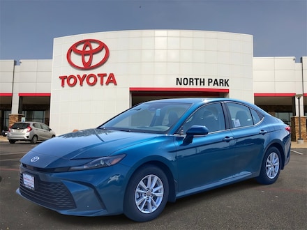2025 Toyota Camry LE Sedan