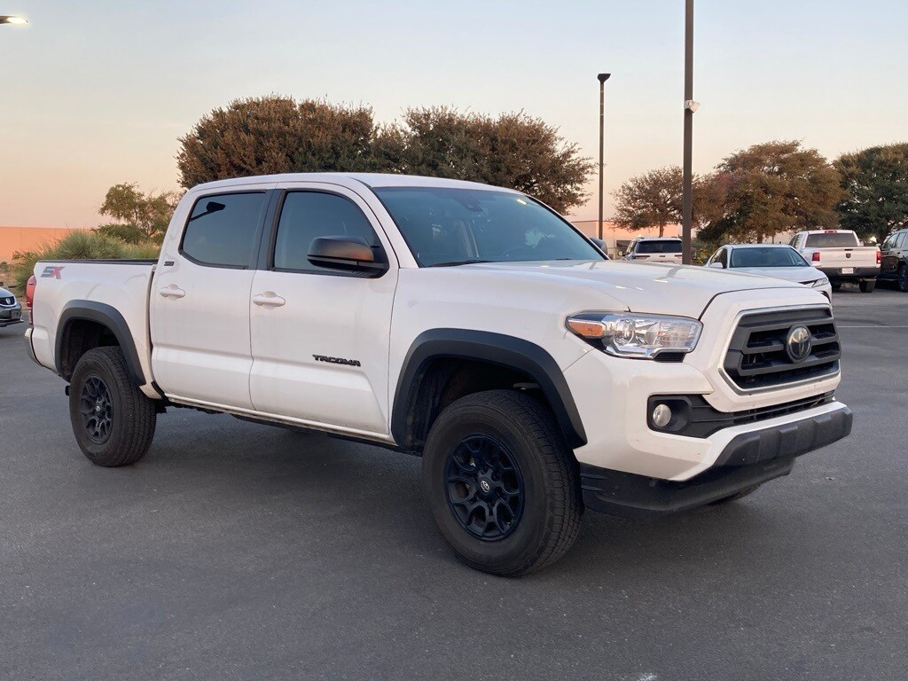 2023 Toyota Tacoma SR5 photo 3