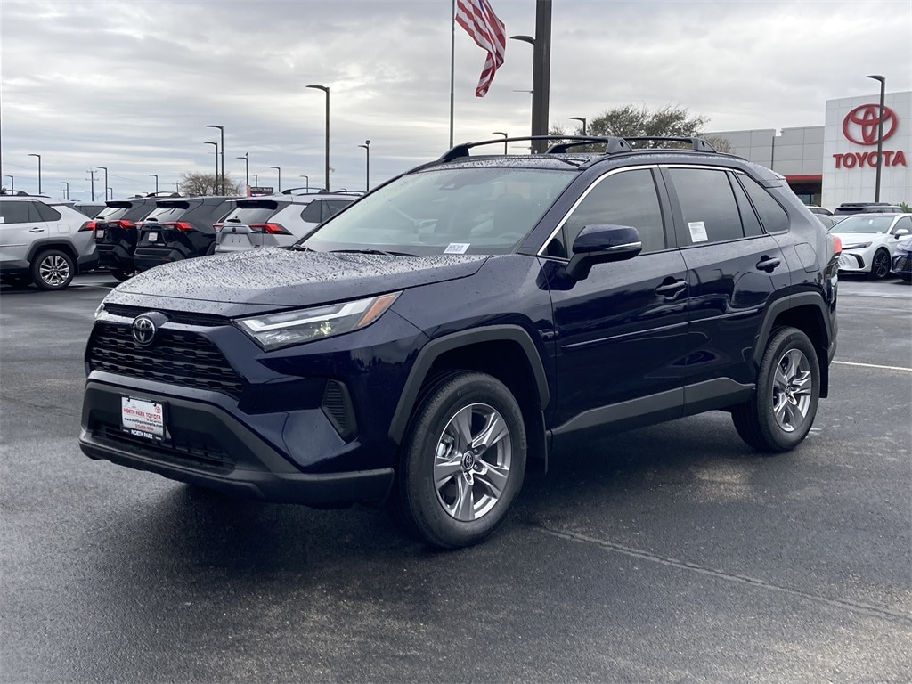 New 2025 Toyota RAV4 XLE SUV