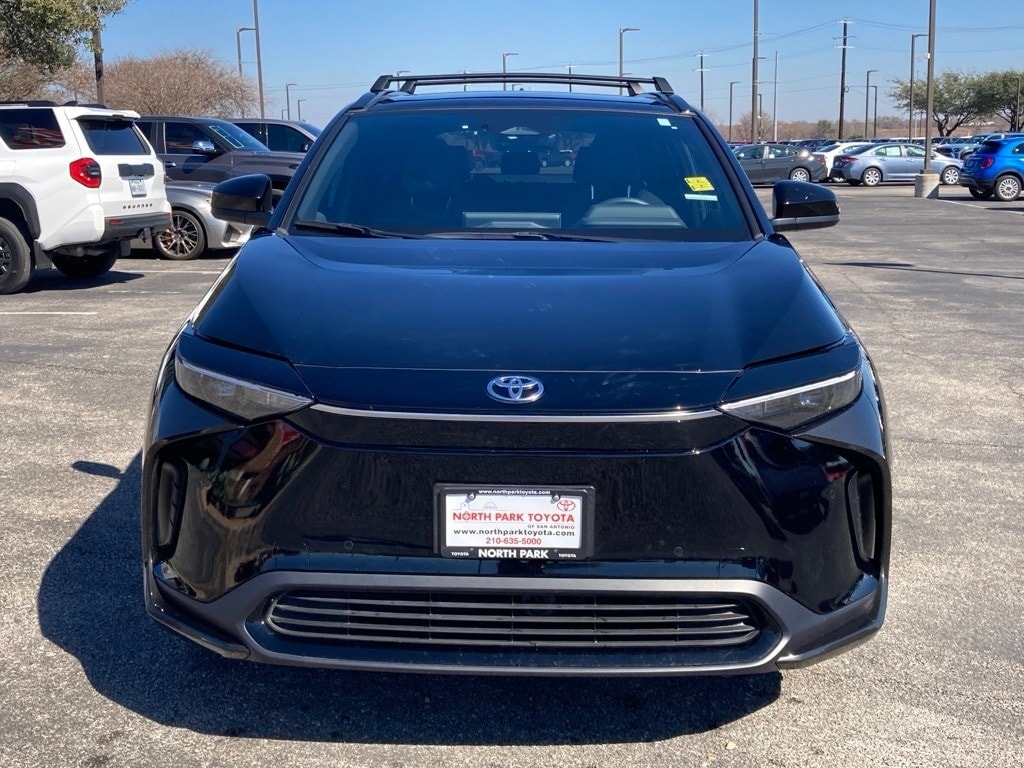 Used 2024 Toyota bZ4X XLE with VIN JTMAAAAA8RA047511 for sale in San Antonio, TX
