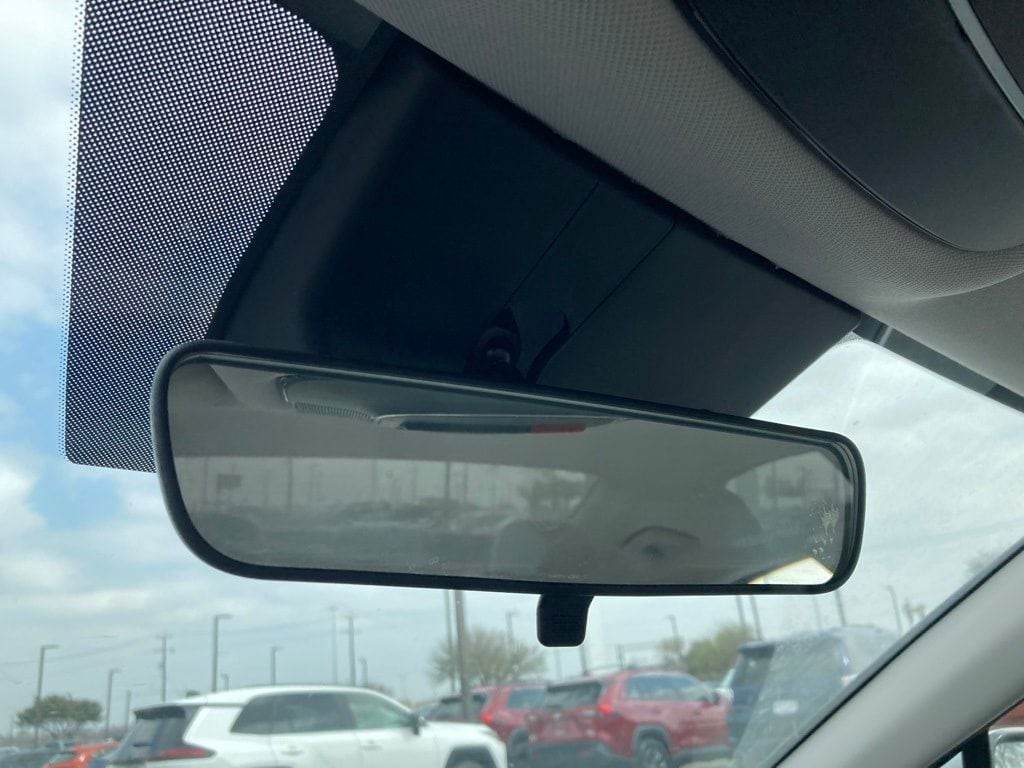 2025 Hyundai Sonata Hybrid SEL - Photo 24