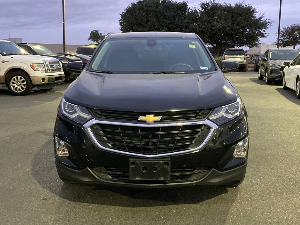 2021 Chevrolet Equinox LT photo 2