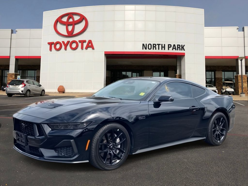 2024 Ford Mustang GT Fastback's photo