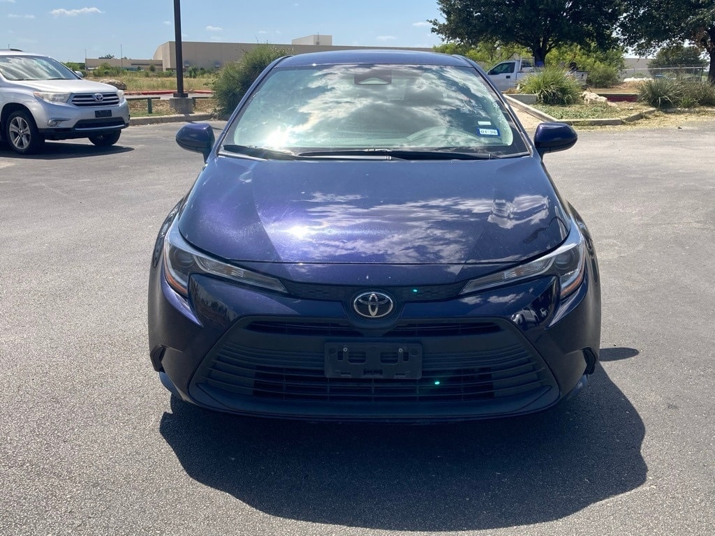 Used 2023 Toyota Corolla LE with VIN 5YFB4MDE4PP011402 for sale in Northfield, Minnesota