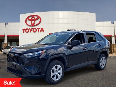 2025 Toyota RAV4 LE SUV