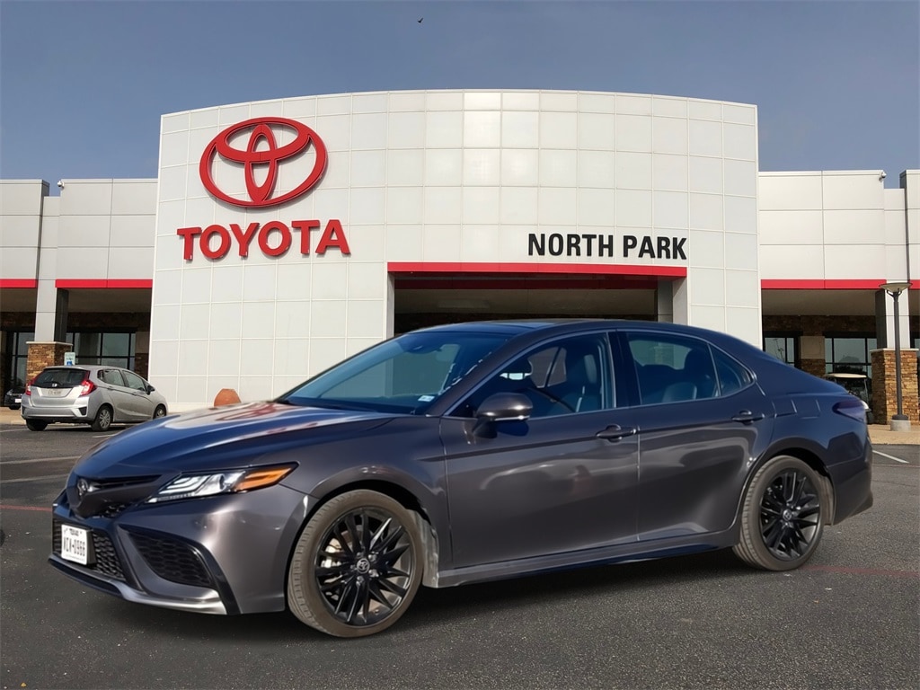 2024 Toyota Camry XSE's photo