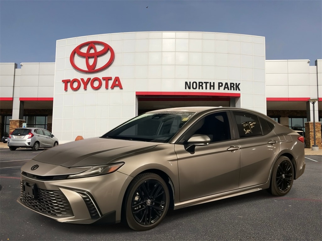 Certified 2025 Toyota Camry SE Sedan