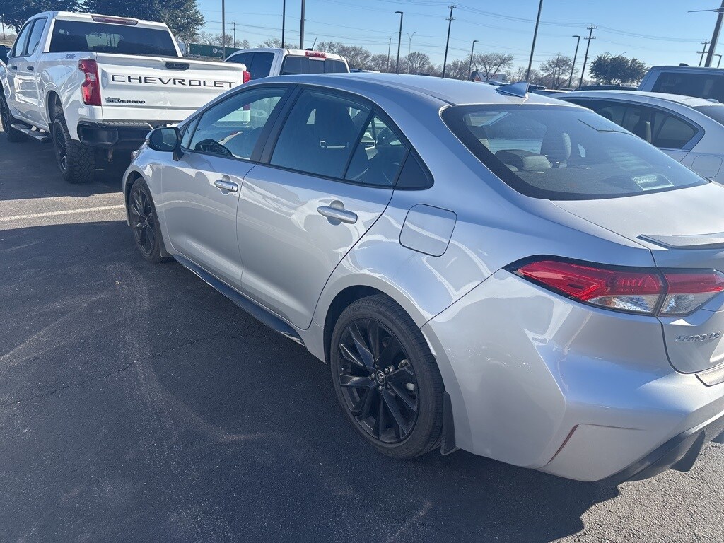 Used 2025 Toyota Corolla SE Sedan