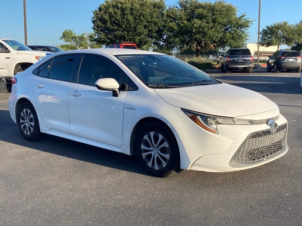 Used 2020 Toyota Corolla LE with VIN JTDEBRBEXLJ015486 for sale in Northfield, Minnesota