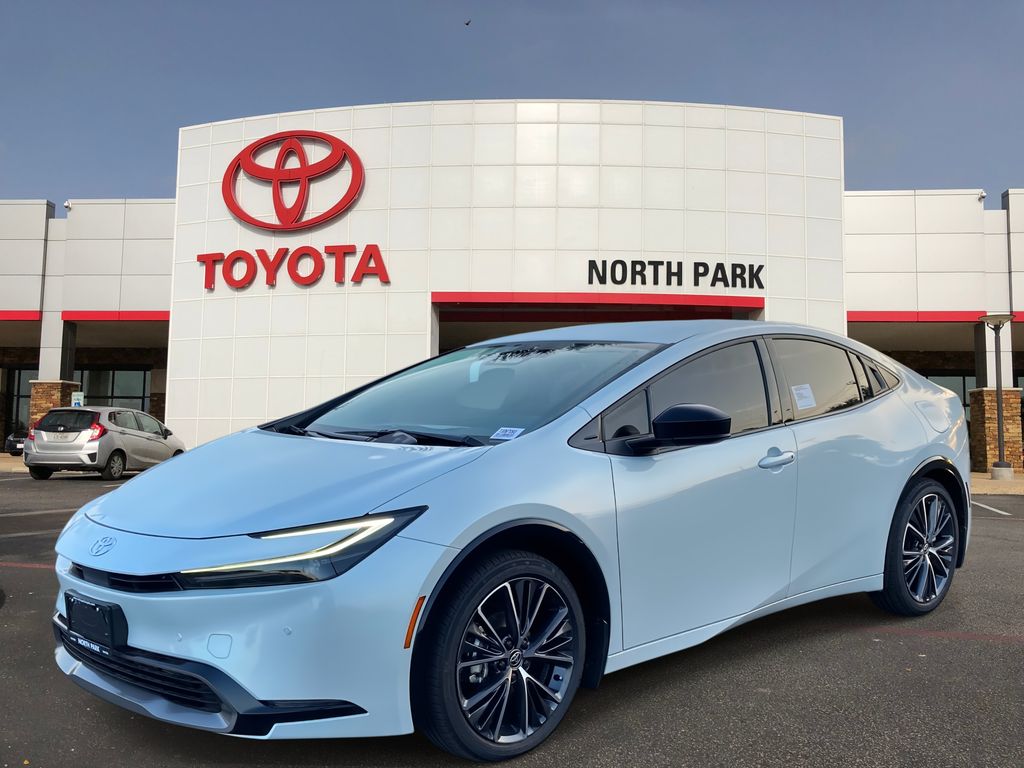 2026 Toyota Prius Hatchback 