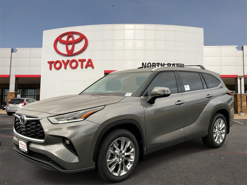2026 Toyota Highlander SUV 