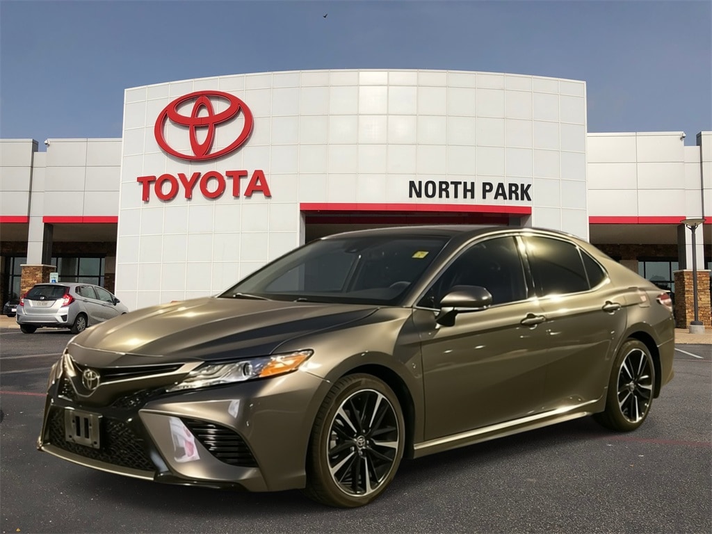 2020 Toyota Camry XSE