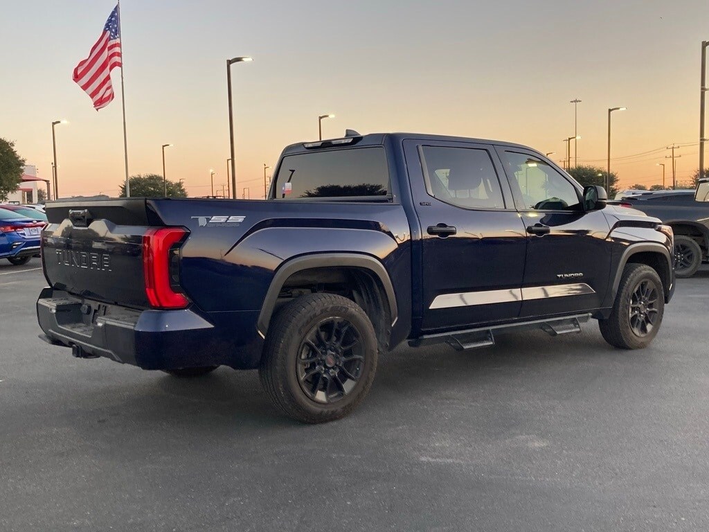 2023 Toyota Tundra SR5 photo 4