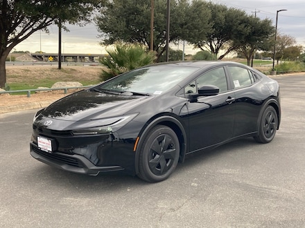 2026 Toyota Prius LE Hatchback