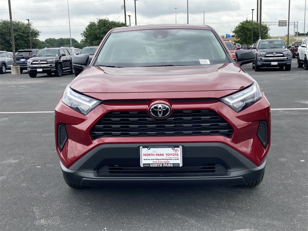 2025 Toyota RAV4 LE photo 2