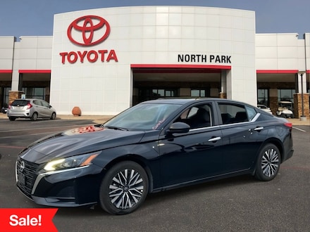 2025 Nissan Altima 2.5 SV Sedan
