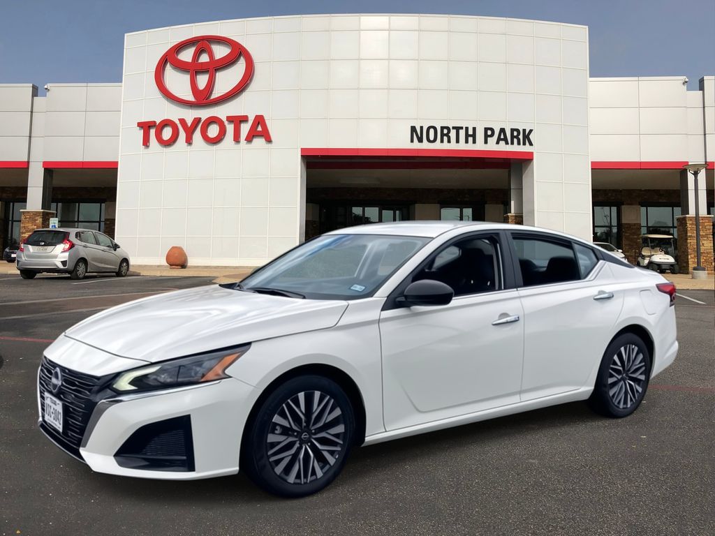 2025 Nissan Altima
