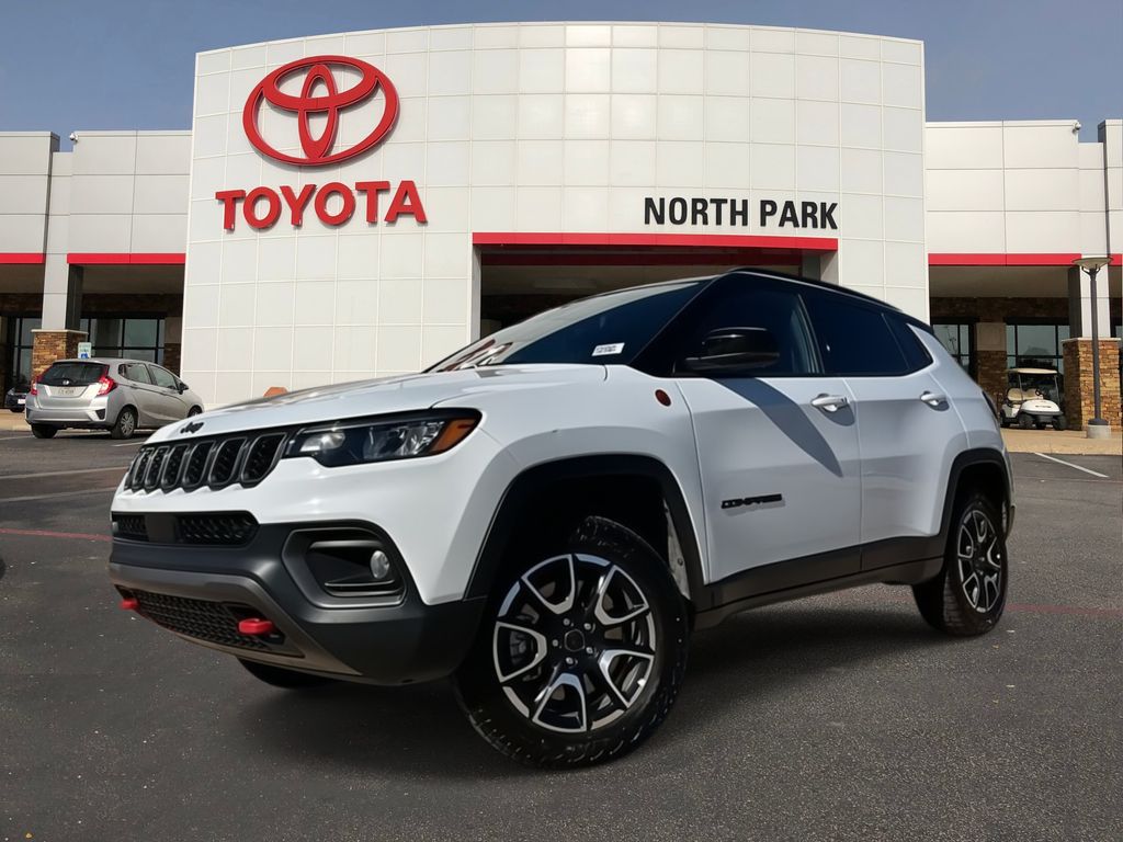 2025 Jeep Compass Trailhawk 4X4's photo