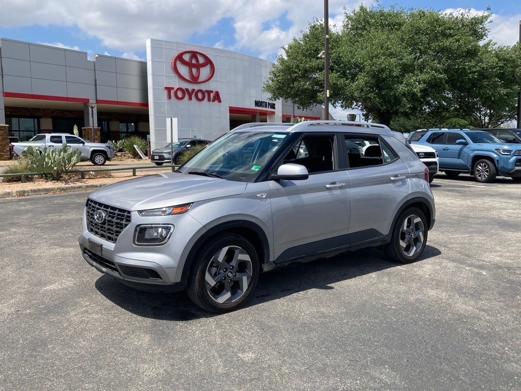 2025 Hyundai Venue SEL