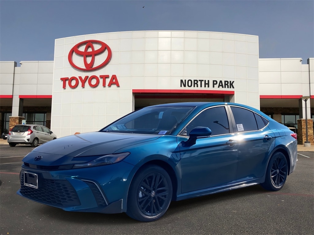 New 2026 Toyota Camry SE Sedan