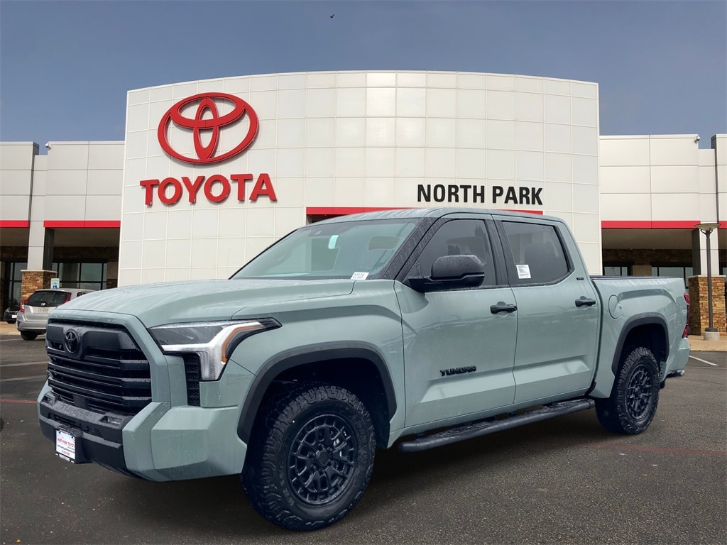2026 Toyota Tundra SR5's photo