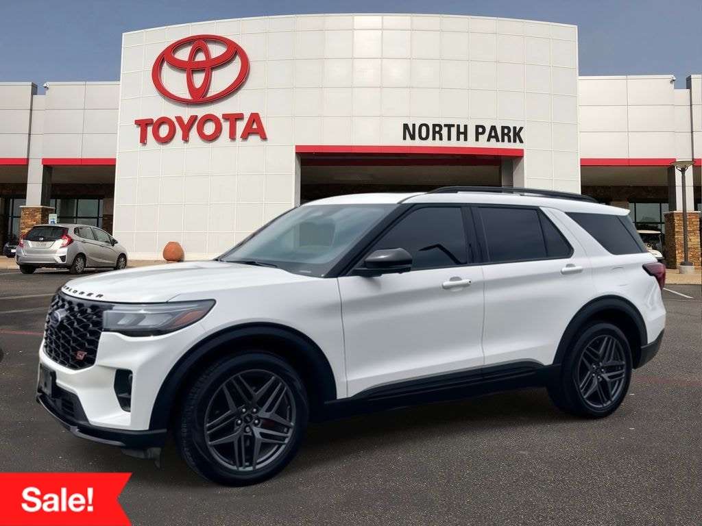 Used 2025 Ford Explorer ST SUV