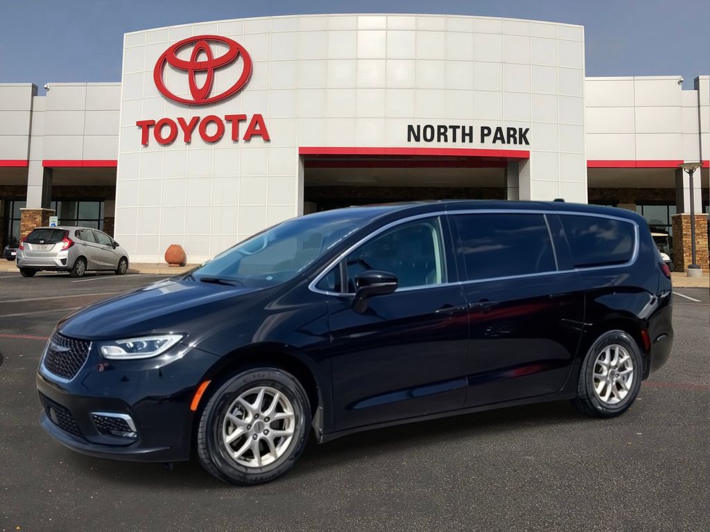 2024 Chrysler Pacifica Touring L