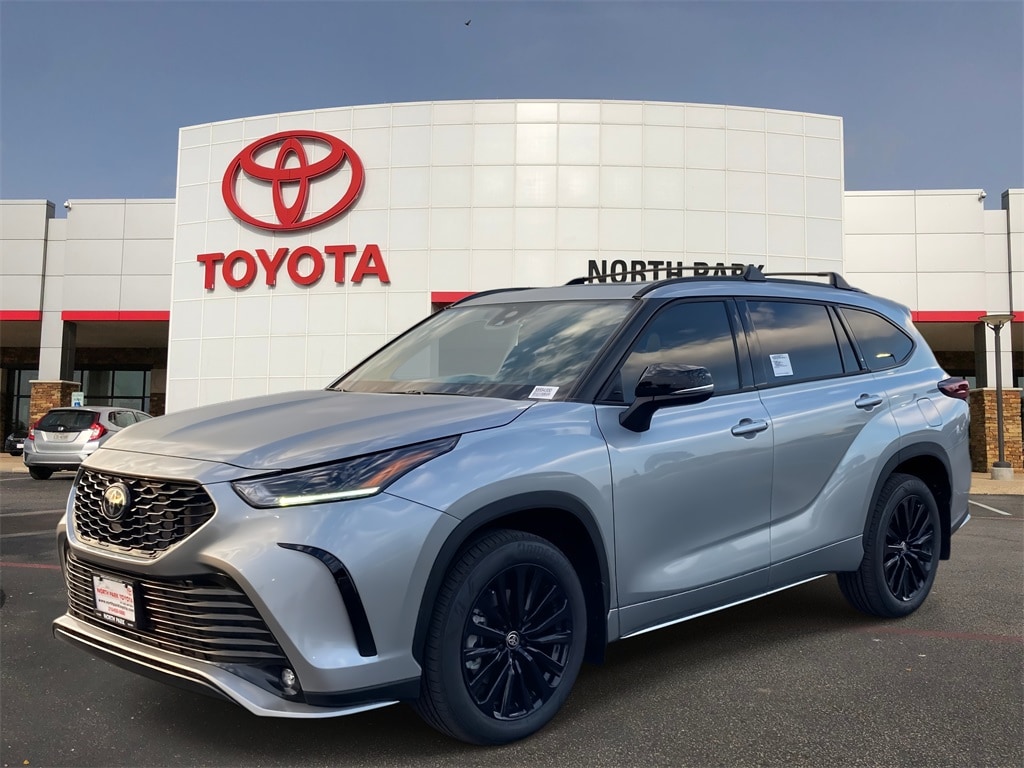 2025 Toyota Highlander SUV 