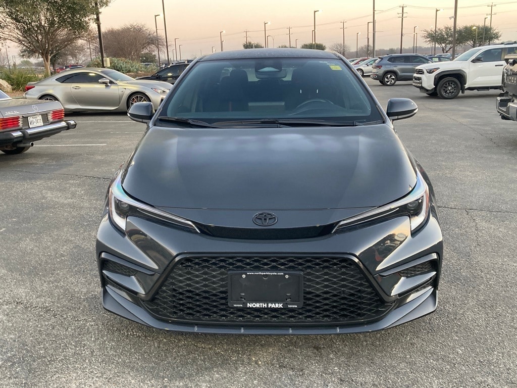 Used 2025 Toyota Corolla SE Sedan
