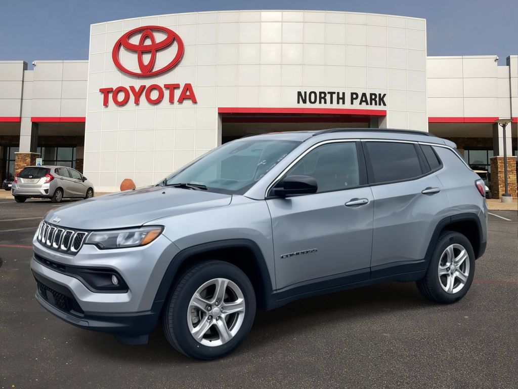 2024 Jeep Compass Latitude 4X4's photo
