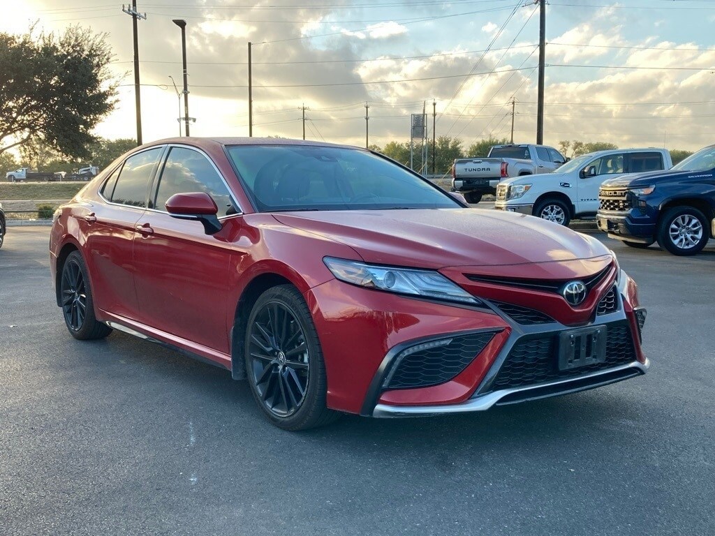 2023 Toyota Camry XSE photo 3
