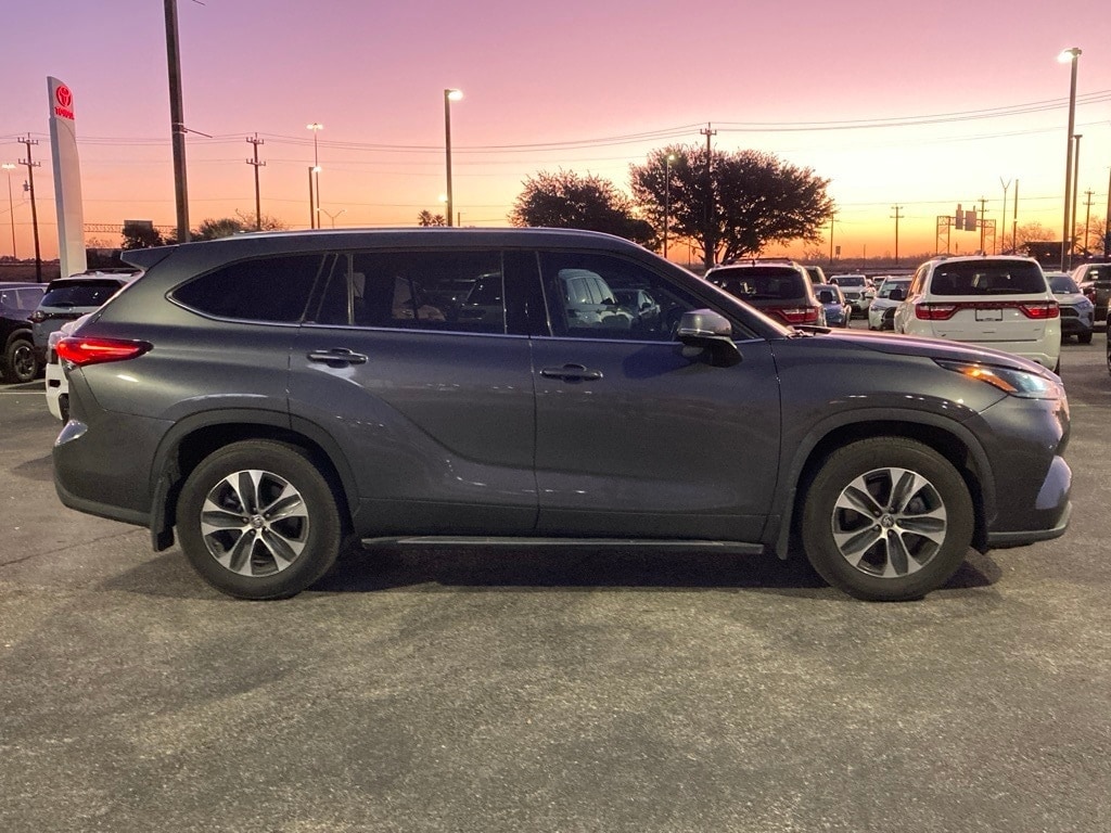 Certified 2021 Toyota Highlander XLE SUV