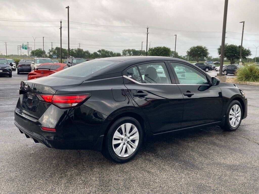 Used 2025 Nissan