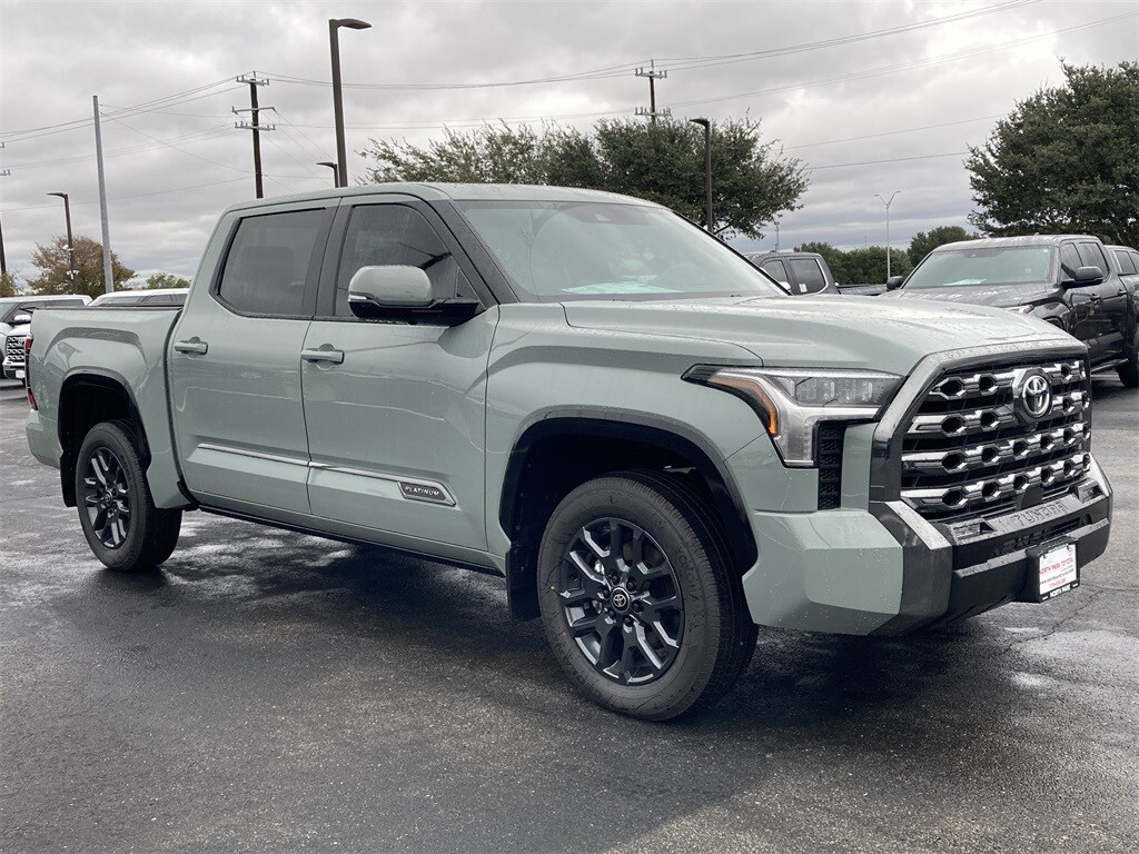 2026 Toyota Tundra Platinum photo 3