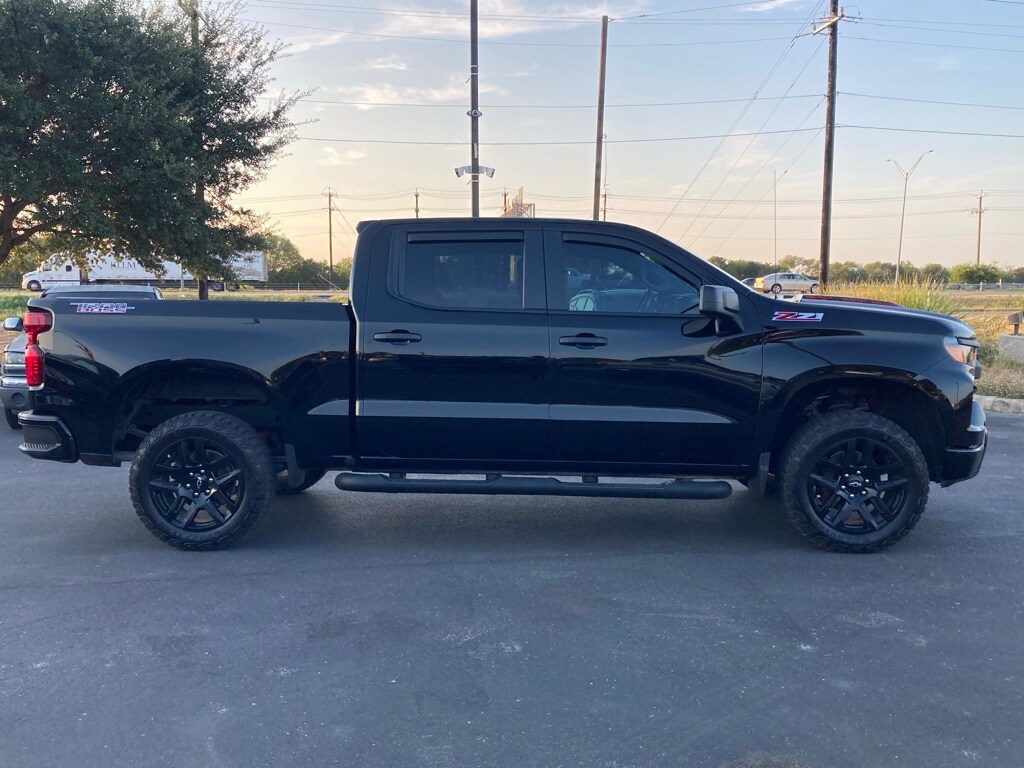 2024 Chevrolet Silverado 1500 Custom Trail Boss photo 4
