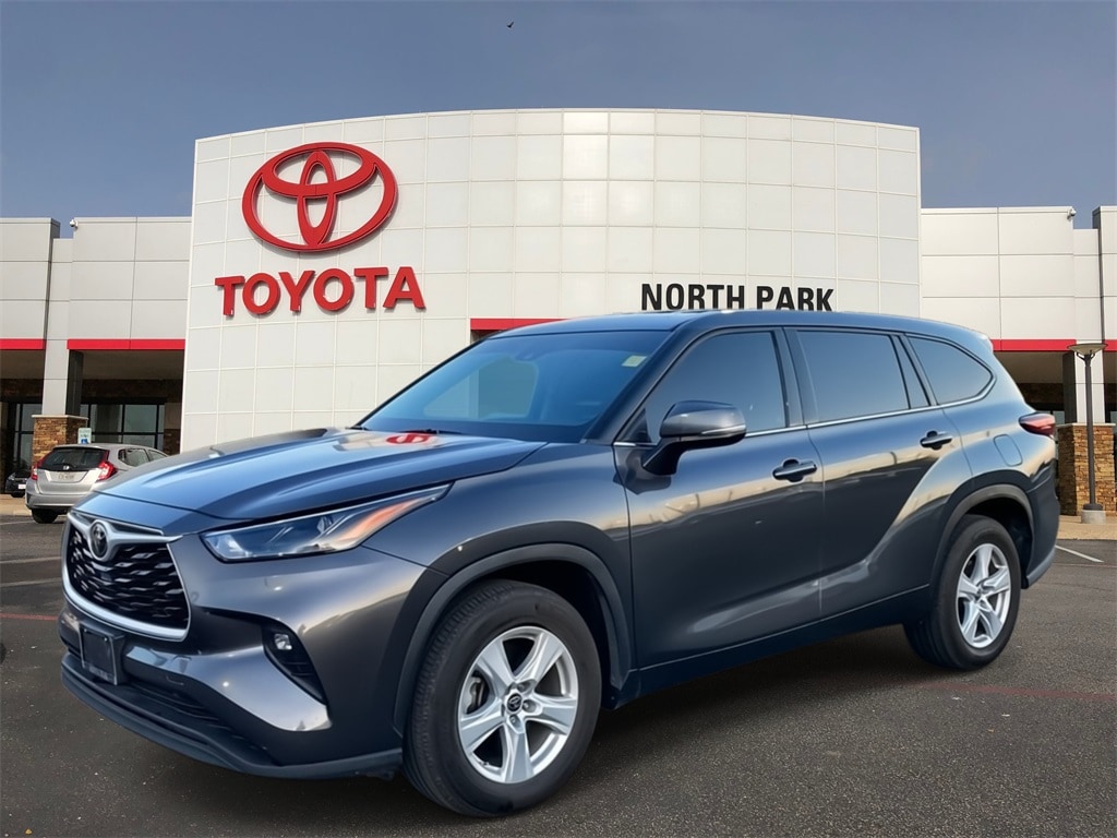 2022 Toyota Highlander SUV 