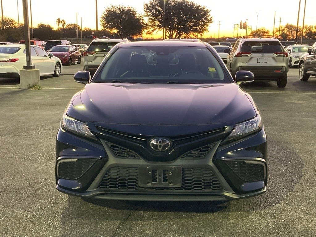 2023 Toyota Camry SE photo 2