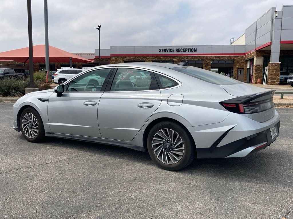 2025 Hyundai Sonata Hybrid SEL - Photo 6