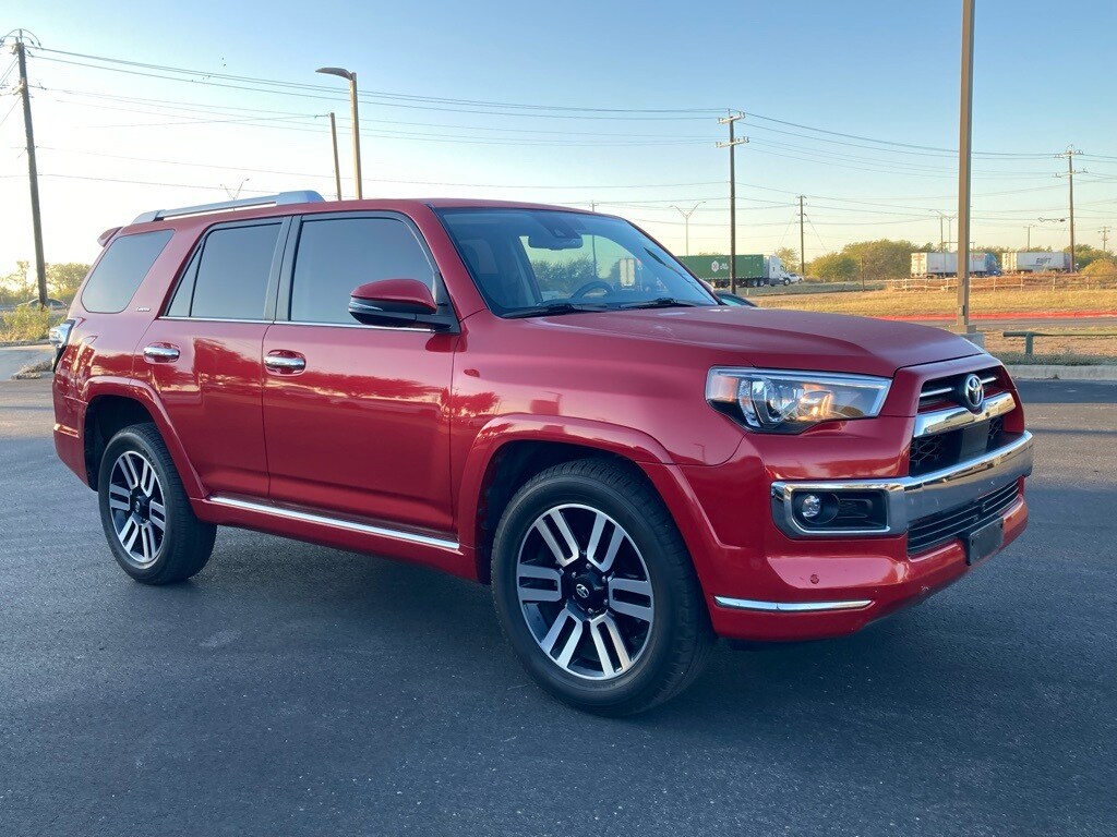 2022 Toyota 4Runner Limited photo 3