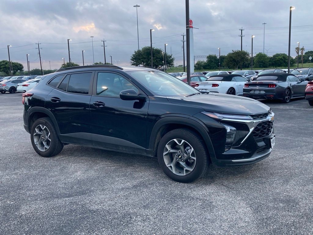Used 2025 Chevrolet