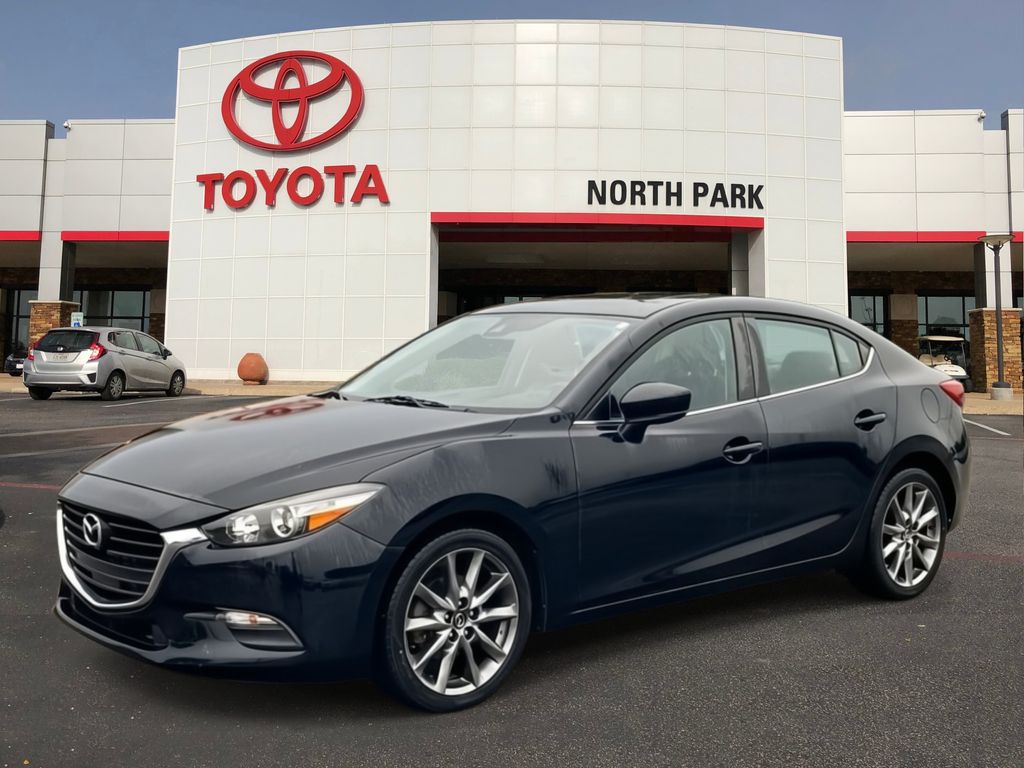  2018 Mazda MAZDA3 Touring   