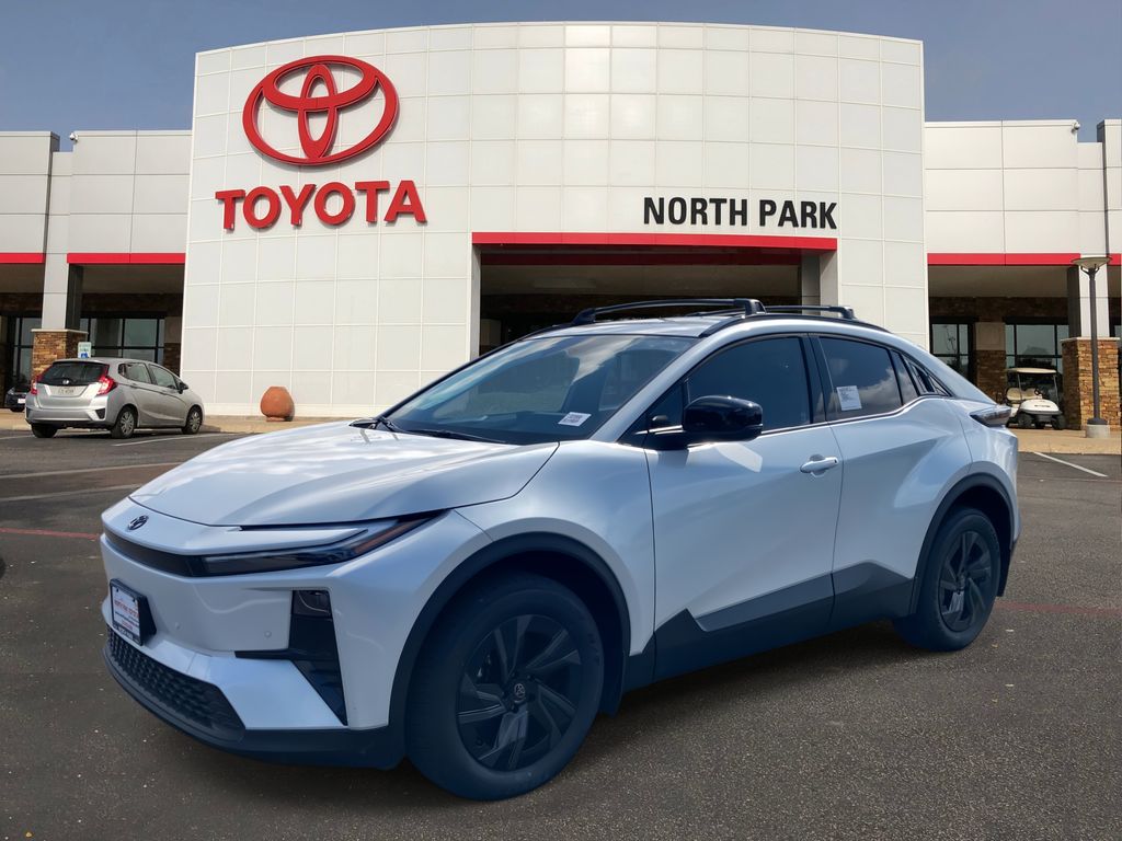 New 2026 Toyota C-HR SE
