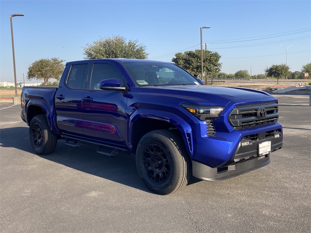2025 Toyota Tacoma SR5 photo 2