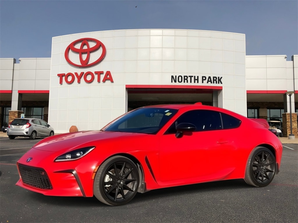 2023 Toyota GR86 Premium's photo